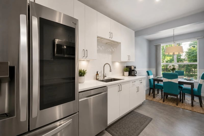 #109 14980 101A Avenue, Surrey, British Columbia, V3R0T1, Surrey, British Columbia — photo 1 of 5
