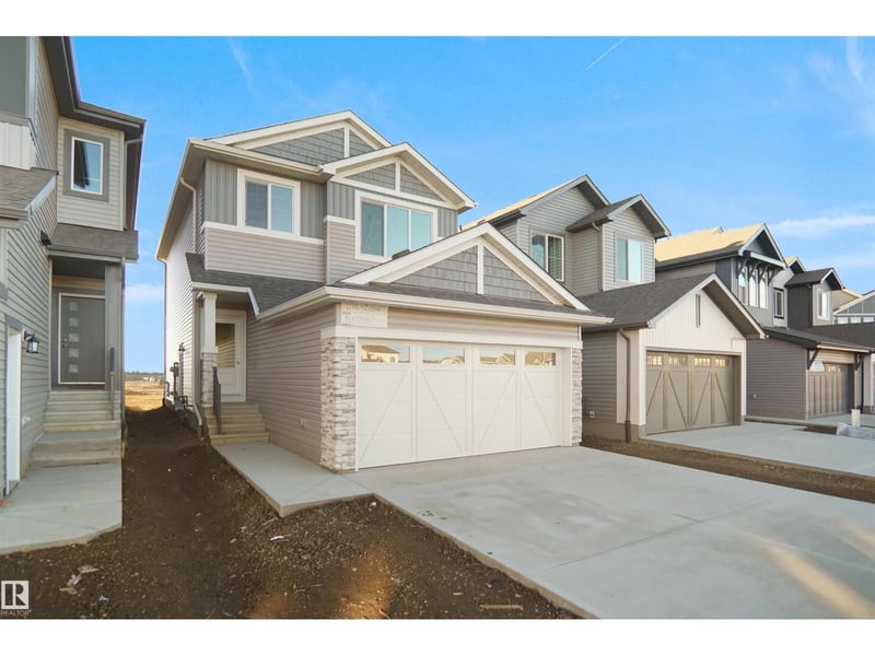 4368 Clayton WY SW, Edmonton, Alberta, T6W5E9, Edmonton, Alberta — photo 1 of 5