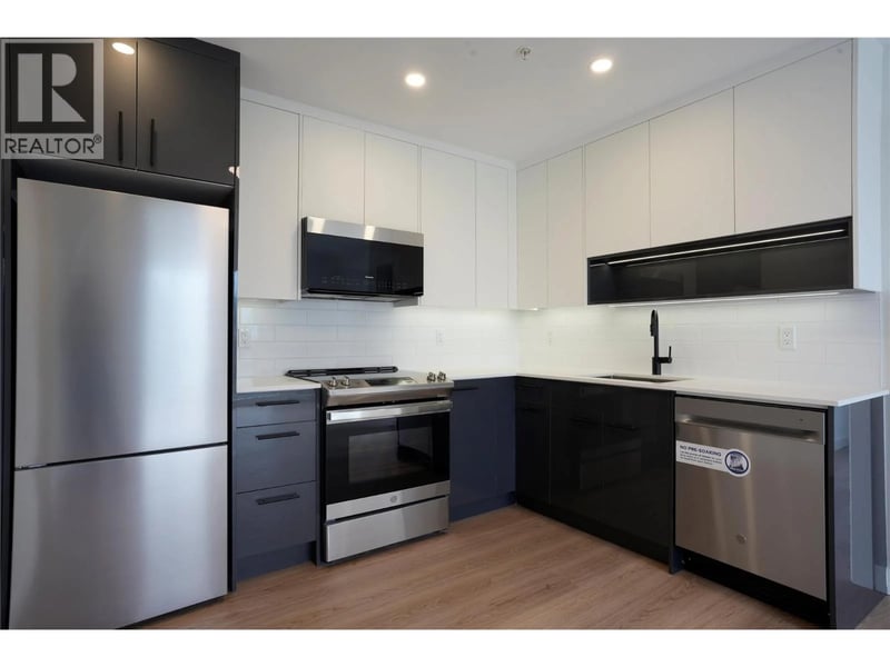 #418 1380 Pridham Avenue, Kelowna, British Columbia, V1Y6B8, Kelowna, British Columbia — photo 1 of 5