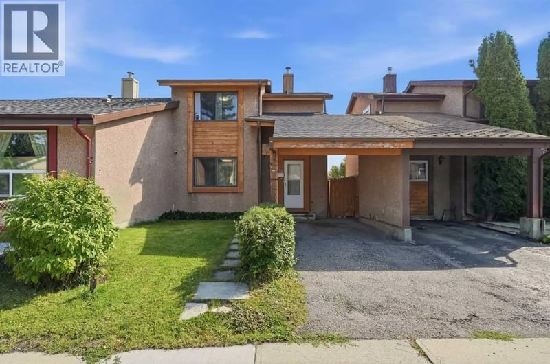 40 Pinecliff Close, Calgary, Alberta, T1Y4N5, Calgary, Alberta — photo 1 of 5
