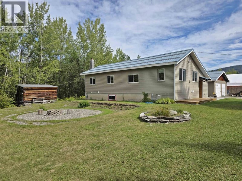 3872 JOHNSON Road, Quesnel, British Columbia, V2J6E7, Quesnel, British Columbia — photo 1 of 5