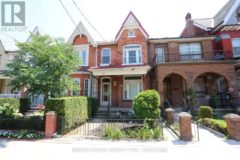 15 Oxford Street, Toronto (Kensington-Chinatown), Ontario, M5T1N8, Toronto (Kensington-Chinatown), Ontario — photo 1 of 5