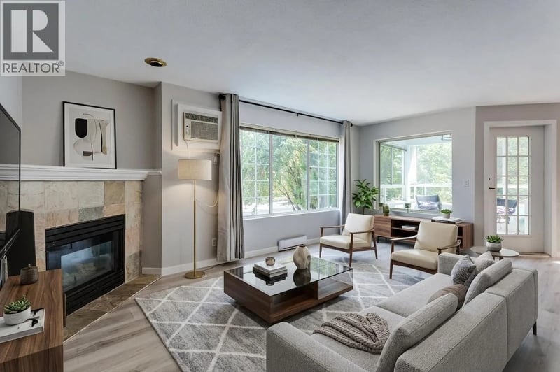 #101 575 Doyle Avenue, Kelowna, British Columbia, V1Y9N2, Kelowna, British Columbia — photo 1 of 5