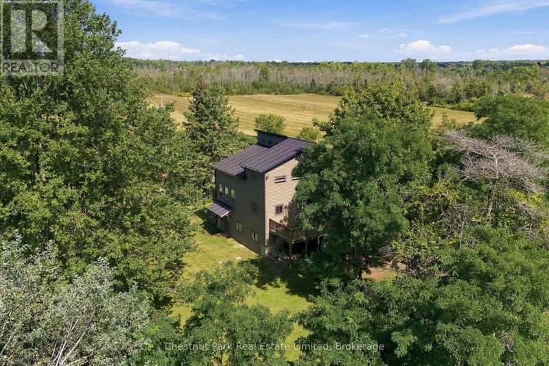 36 Gun Club Road, Prince Edward County (North Marysburg Ward), Ontario, K0K2T0, Prince Edward County (North Marysburg Ward), Ontario — photo 1 of 5