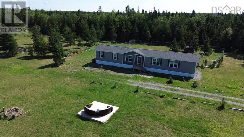 2185 Louisbourg Highway Highway, Mira Road, Nova Scotia, B1M1A9, Mira Road, Nova Scotia — photo 1 of 5