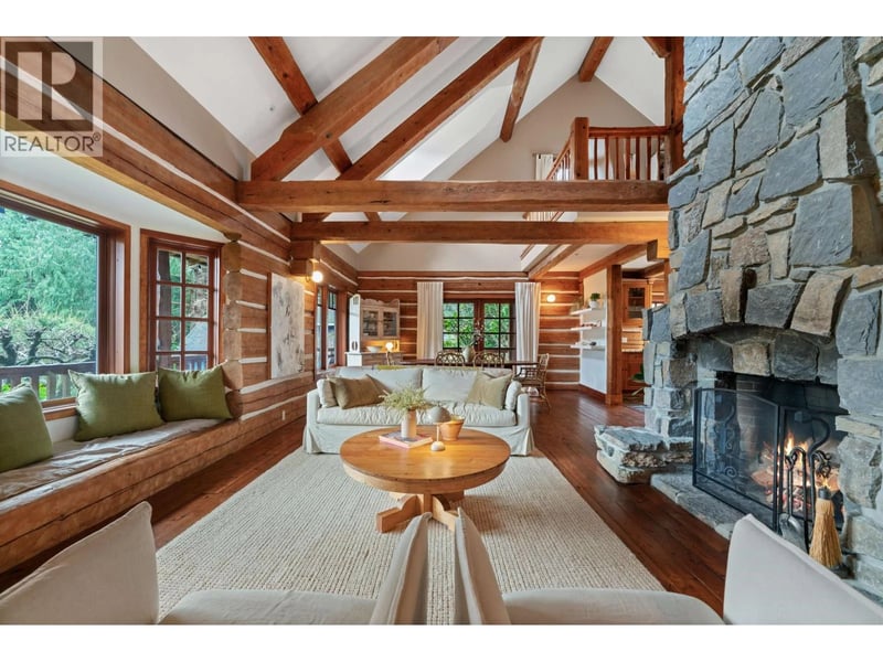 5851 EAGLE Island, West Vancouver, British Columbia, V7W1V6, West Vancouver, British Columbia — photo 1 of 5
