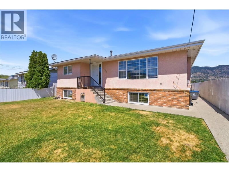 2337 Coutlee Avenue, Merritt, British Columbia, V1K1B8, Merritt, British Columbia — photo 1 of 5