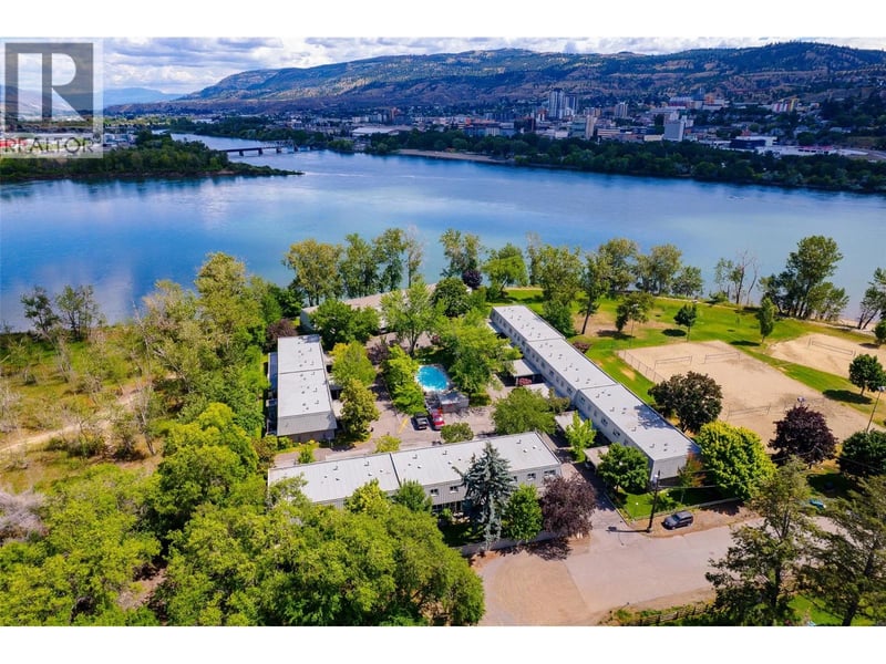 #5 249 Kitchener Crescent, Kamloops, British Columbia, V2B1B9, Kamloops, British Columbia — photo 1 of 5