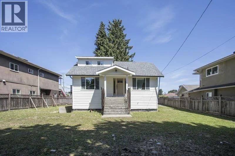 7520 CANADA Way, Burnaby, British Columbia, V3N3K2, Burnaby, British Columbia — photo 1 of 5