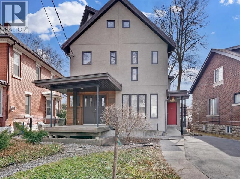3131 DONNELLY Street, Windsor, Ontario, N9C1M3, Windsor, Ontario — photo 1 of 5