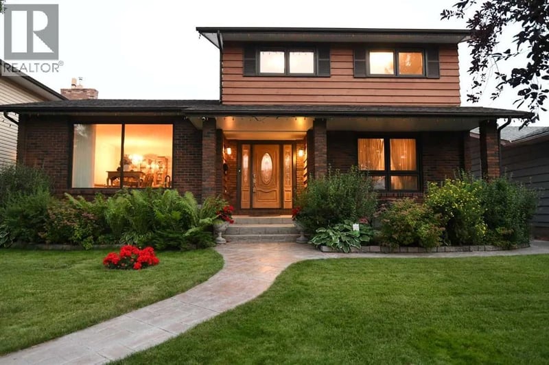 168 Templewood Drive Northeast, Calgary, Alberta, T1Y4G8, Calgary, Alberta — photo 1 of 5
