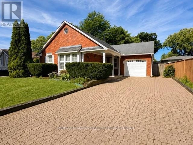 2781 Mercury Avenue, Niagara Falls (Stamford), Ontario, L2J3X8, Niagara Falls (Stamford), Ontario — photo 1 of 5