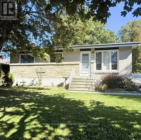 418 Bellevue Crescent, Cornwall, Ontario, K6H5M9, Cornwall, Ontario — photo 1 of 5