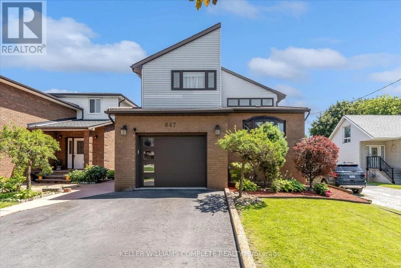 847 West 5th Street, Hamilton (Kernighan), Ontario, L9C5R4, Hamilton (Kernighan), Ontario — photo 1 of 5