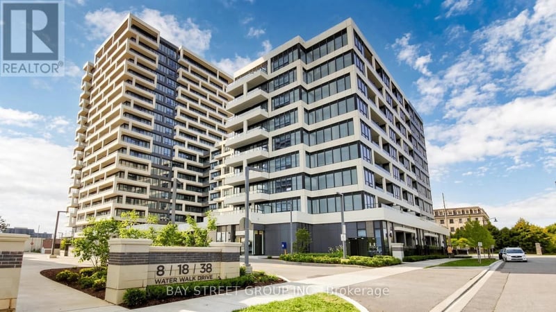 #528 38 Water Walk Drive, Markham (Unionville), Ontario, L3R6M8, Markham (Unionville), Ontario — photo 1 of 5