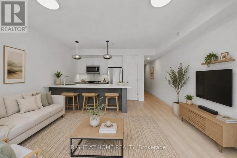 #2 367 Howland Avenue, Toronto (Casa Loma), Ontario, M5R3C1, Toronto (Casa Loma), Ontario — photo 1 of 5
