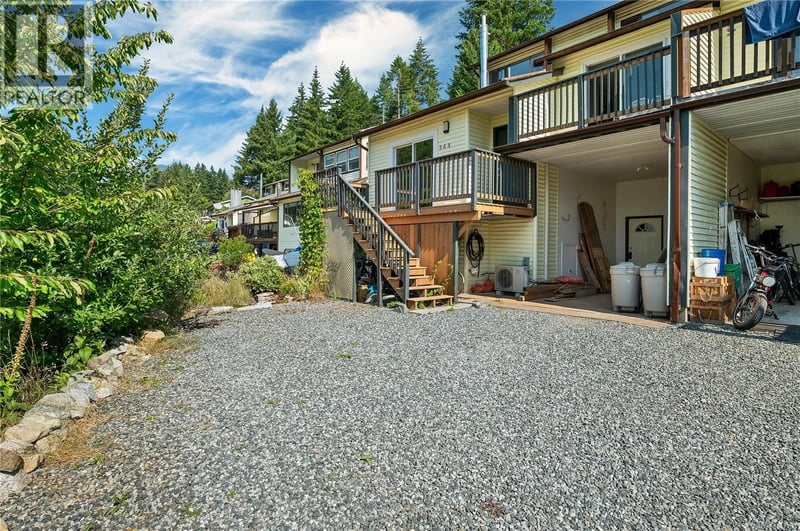 503 Nimpkish Drive, Gold River, British Columbia, V0P1G0, Gold River, British Columbia — photo 1 of 5