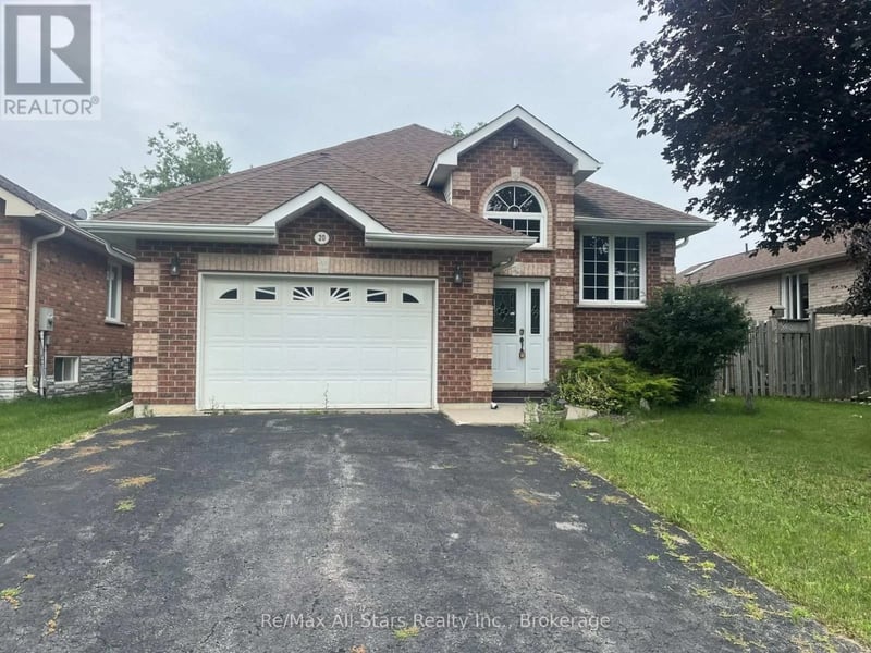 20 Eakins Crescent, Kawartha Lakes (Lindsay), Ontario, K9V6J9, Kawartha Lakes (Lindsay), Ontario — photo 1 of 5