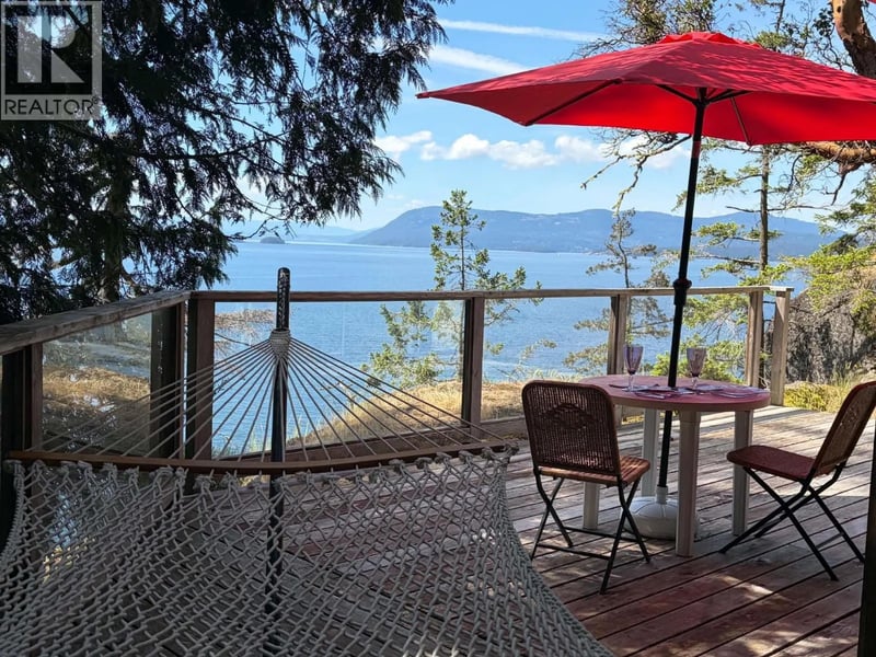 3803 CUTLASS Court, Pender Island, British Columbia, V0N2M2, Pender Island, British Columbia — photo 1 of 5