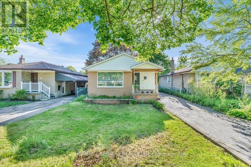 1238 Pharmacy Avenue, Toronto (Wexford-Maryvale), Ontario, M1R2H9, Toronto (Wexford-Maryvale), Ontario — photo 1 of 5