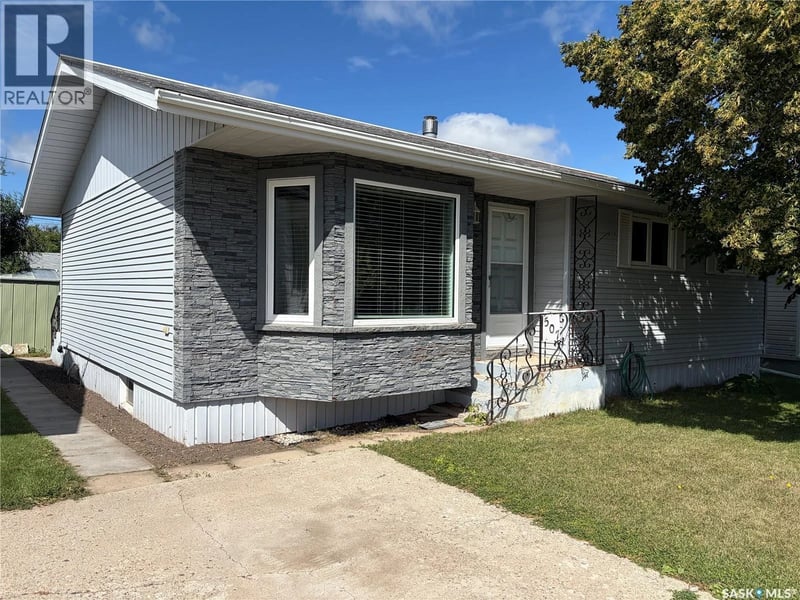 507 6th STREET E, Wynyard, Saskatchewan, S0A4T0, Wynyard, Saskatchewan — photo 1 of 5