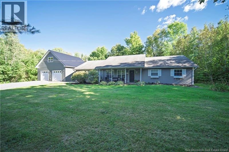 122 Fawn Crescent, Hanwell, New Brunswick, E3E1B5, Hanwell, New Brunswick — photo 1 of 5