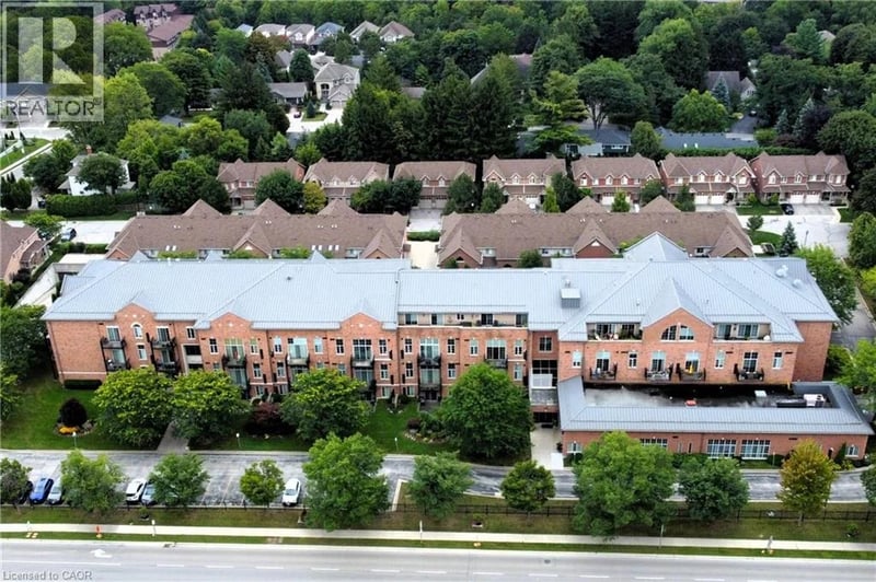 #111 262 DUNDAS Street East, Waterdown, Ontario, L0R2H4, Waterdown, Ontario — photo 1 of 5