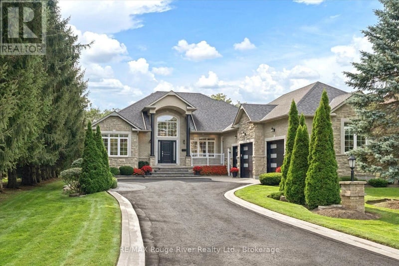 26 Hanover Court, Whitby (Lynde Creek), Ontario, L1N7J2, Whitby (Lynde Creek), Ontario — photo 1 of 5