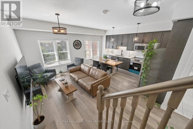 #203 3905 Major Mackenzie Drive, Vaughan (Vellore Village), Ontario, L4L1A6, Vaughan (Vellore Village), Ontario — photo 1 of 5
