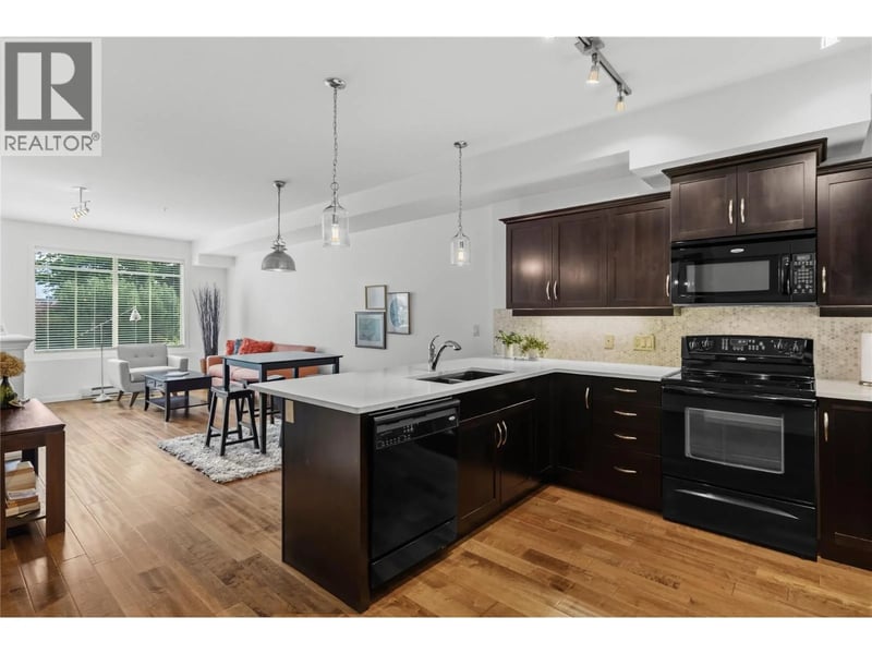 #110 3735 Casorso Road, Kelowna, British Columbia, V1W5G1, Kelowna, British Columbia — photo 1 of 5