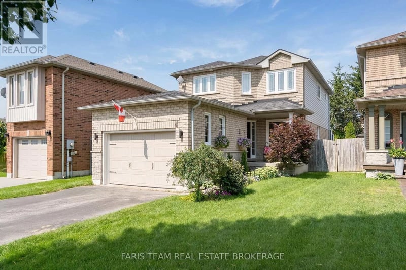 4 Bluegrass Drive, Barrie (Holly), Ontario, L4N9N6, Barrie (Holly), Ontario — photo 1 of 5