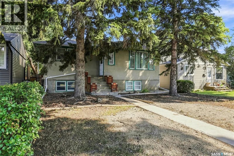 309 St John STREET, Regina, Saskatchewan, S4R1R1, Regina, Saskatchewan — photo 1 of 5