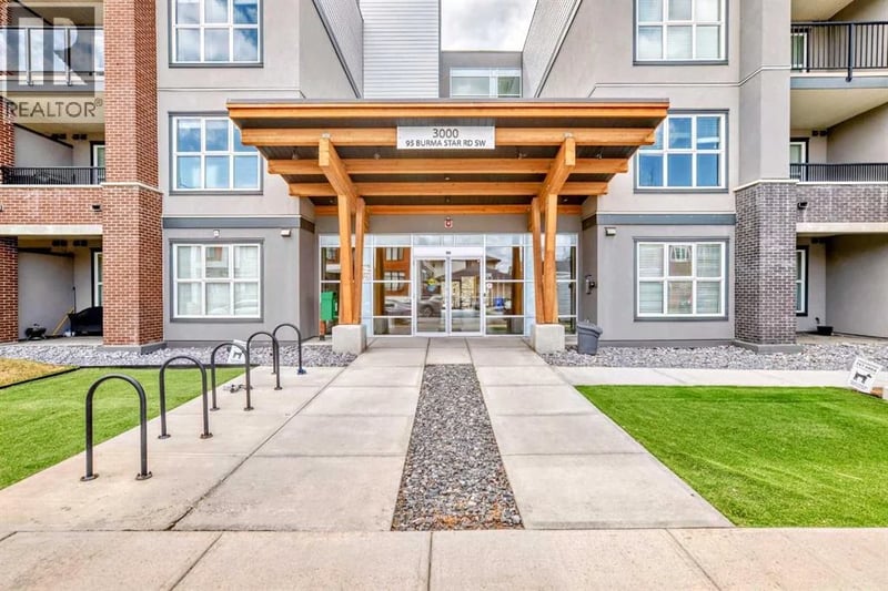 95 Burma Star Road Southwest, Calgary, Alberta, T3E8A9, Calgary, Alberta — photo 1 of 5