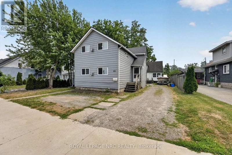 231-233 Jarvis Street, Fort Erie (Central), Ontario, L2A2S7, Fort Erie (Central), Ontario — photo 1 of 5