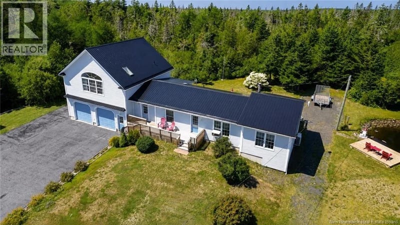 1432 Route 776, Grand Manan, New Brunswick, E5G1H6, Grand Manan, New Brunswick — photo 1 of 5