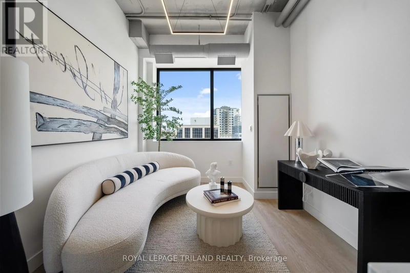 #210 685 Richmond Street, London East (East F), Ontario, N6A5M1, London East (East F), Ontario — photo 1 of 5
