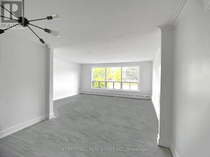 ##2 443 Wilson Avenue, Toronto (Clanton Park), Ontario, M3H1T5, Toronto (Clanton Park), Ontario — photo 1 of 5