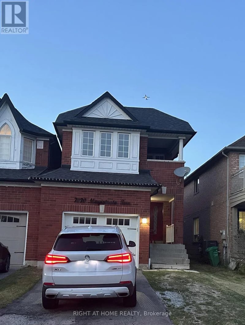 7070 Magistrate Terrace, Mississauga (Meadowvale Village), Ontario, L5W1E4, Mississauga (Meadowvale Village), Ontario — photo 1 of 2