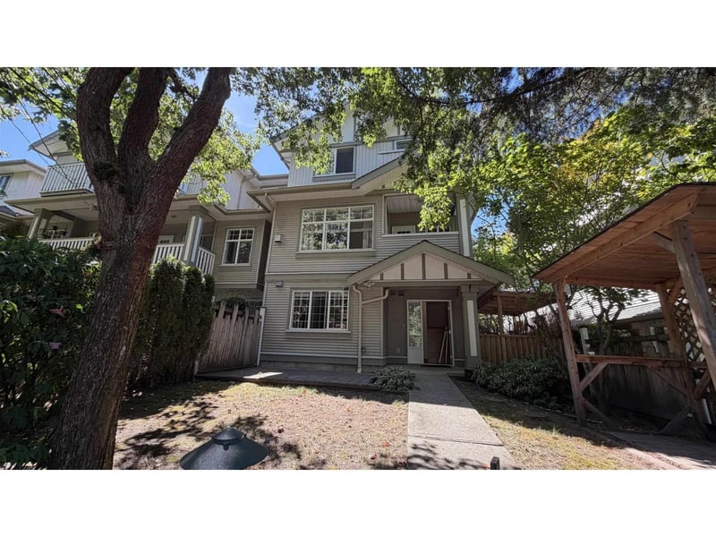 #6 2733 PARKWAY Drive, Surrey, British Columbia, V4P3P7, Surrey, British Columbia — photo 1 of 5