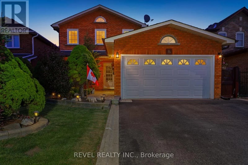 8 Cochrane Avenue, Brampton (Heart Lake East), Ontario, L6Z4J4, Brampton (Heart Lake East), Ontario — photo 1 of 5