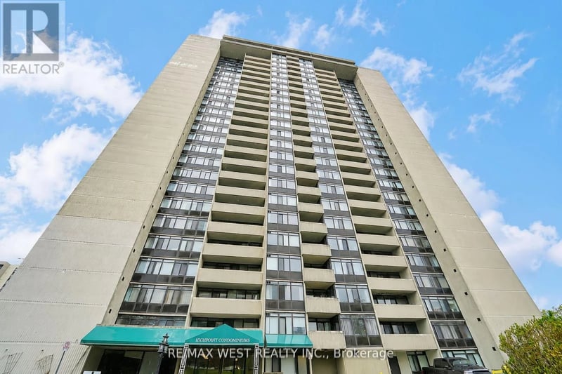 #510 3300 Don Mills Road, Toronto (Don Valley Village), Ontario, M2J4X7, Toronto (Don Valley Village), Ontario — photo 1 of 5