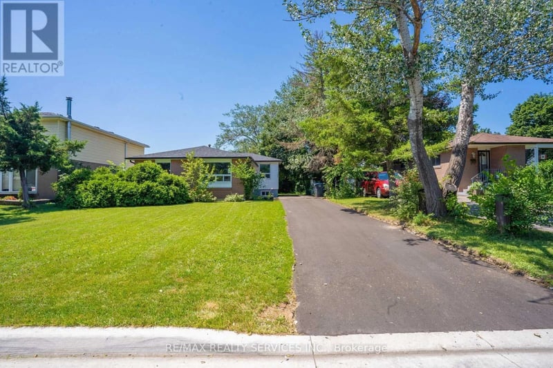 23 Fidelia Crescent, Brampton (Southgate), Ontario, L6T3P7, Brampton (Southgate), Ontario — photo 1 of 5
