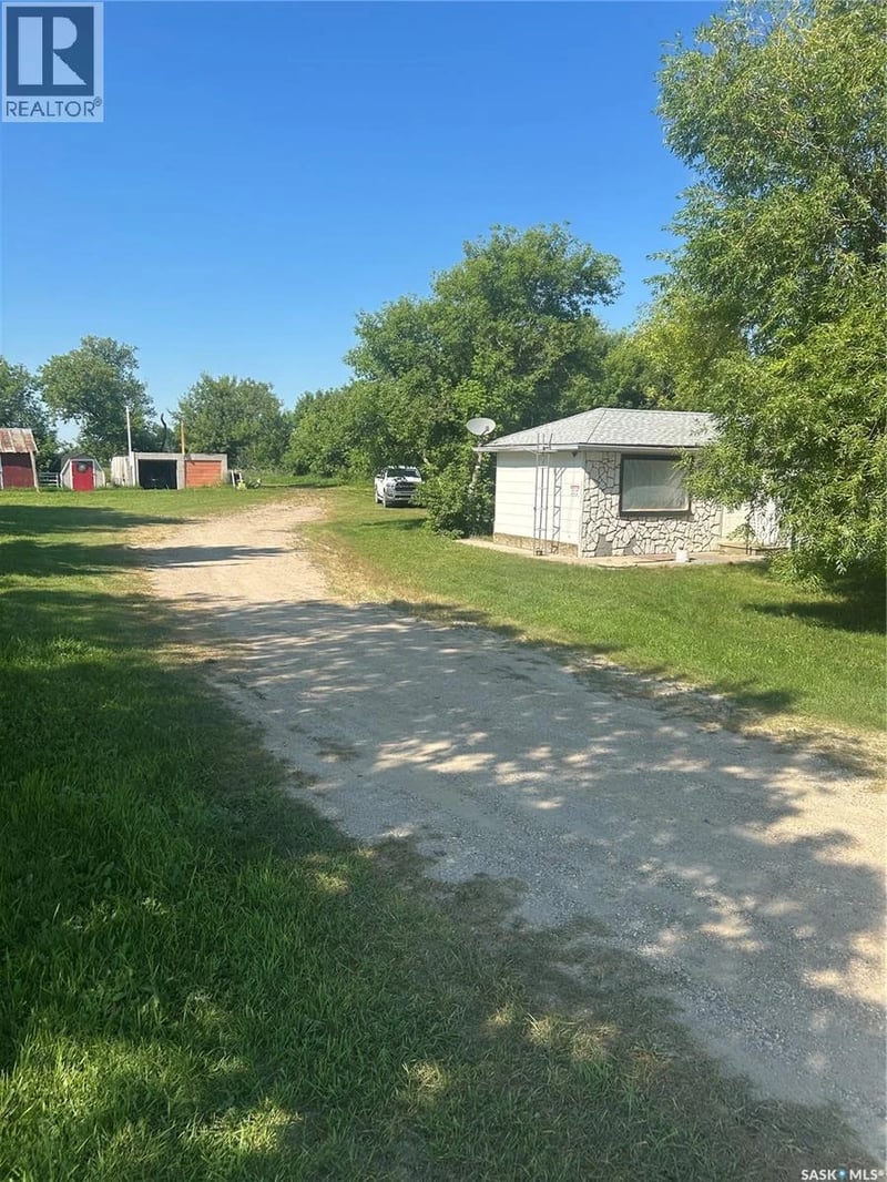 Bjerke Acreage, Kellross Rm No. 247, Saskatchewan, S0A1V0, Kellross Rm No. 247, Saskatchewan — photo 1 of 5