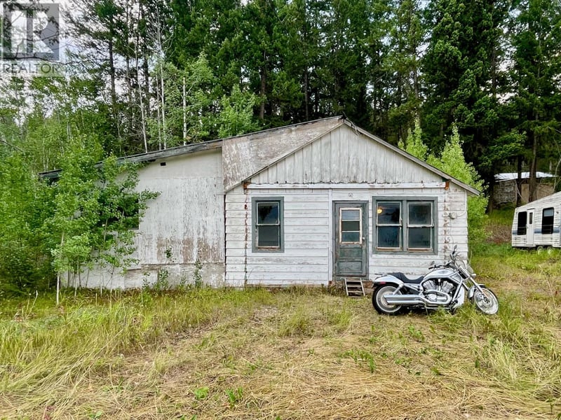 3455 Parson Frontage Road, Golden, British Columbia, V0A1L0, Golden, British Columbia — photo 1 of 5