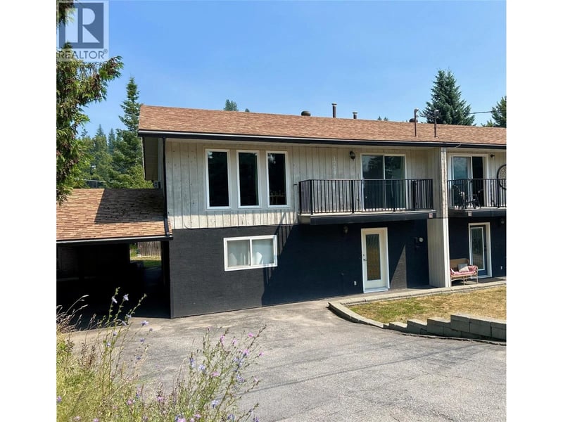 1730 Thompson Avenue, Rossland, British Columbia, V0G1Y0, Rossland, British Columbia — photo 1 of 5