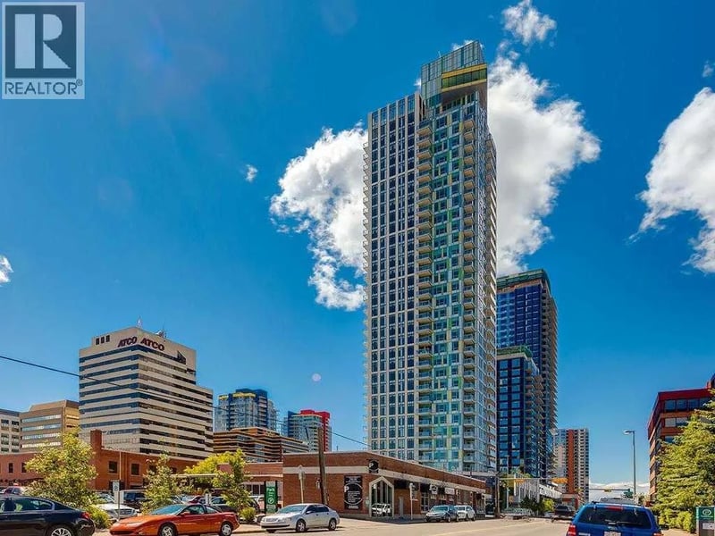 901 10 Avenue Southwest, Calgary, Alberta, T2R0B5, Calgary, Alberta — photo 1 of 5