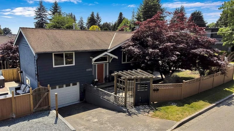 13950 BLACKBURN Avenue, White Rock, British Columbia, V4B2Z5, White Rock, British Columbia