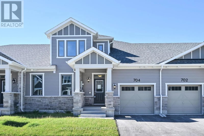 704 Sargeant Place, Innisfil, Ontario, L9S0S9, Innisfil, Ontario — photo 1 of 5