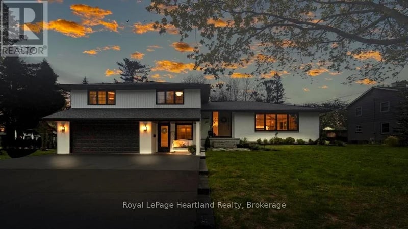 238 Bennett Street West, Goderich (Goderich (Town)), Ontario, N7A1X9, Goderich (Goderich (Town)), Ontario — photo 1 of 5