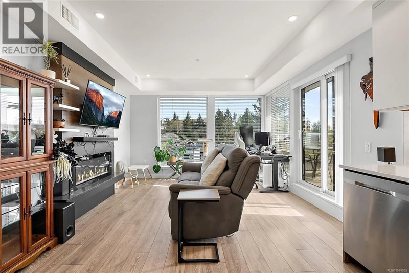 #412 950 WHIRLAWAY Crescent, Langford, British Columbia, V9B0Y3, Langford, British Columbia — photo 1 of 5